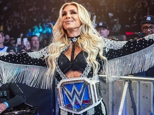 El regreso de Charlotte Flair podría tardar más de lo esperado