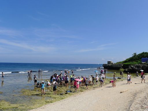 小琉球開離島觀光保育費首例 3潮間帶7月起每人收60元