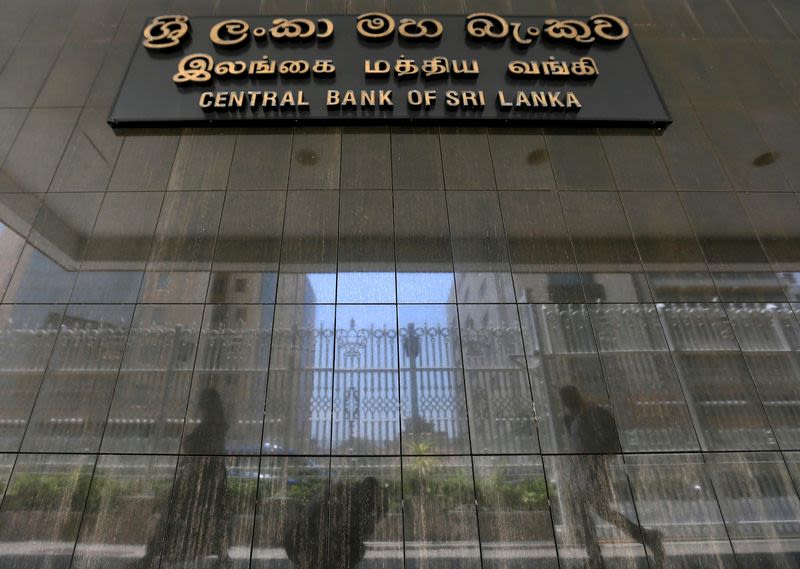 Sri Lanka keeps rates steady as policy clarity from new president awaited