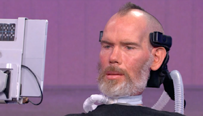 Former NFL player Steve Gleason gets candid about ALS journey: "This body may be a prison but my mind is free"