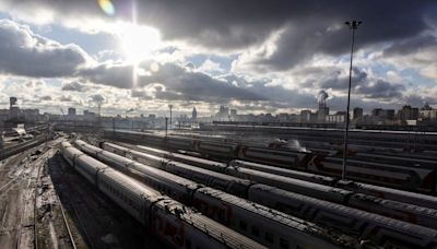 Russia to build high-speed railway between Moscow and St. Petersburg