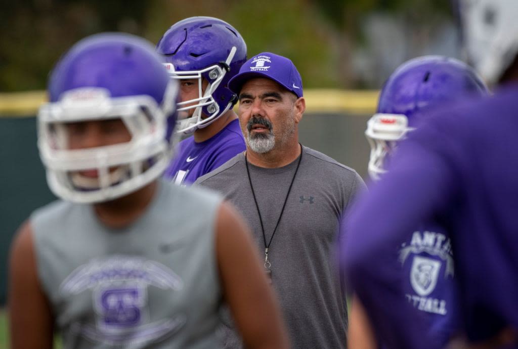 Fryer: Raul Lara arrives at Mater Dei with a cushion that could help