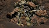 Curiosity rover crushing it: ran over rock and found sulfur