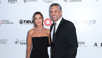 Mauricio Umansky Celebrates 54th Birthday With Kyle Richards Amid Separation