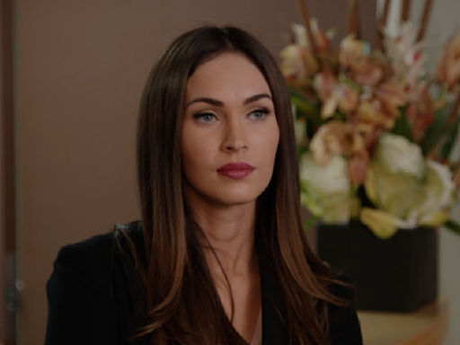 Megan Fox Chopped Off Her Hair And Dropped The Blue Color All In A Week’s Work