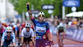 Lorena Wiebes Dominates Ford RideLondon Classique with a Stage Sweep