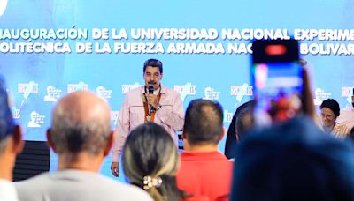 Nicolás Maduro se promociona en Delta Amacuro para el #28Jul con la entrega de escuelas