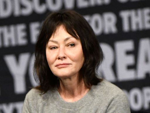 Olivia Munn, Jason Priestley, Katie Couric and More Pay Tribute to Shannen Doherty: “Absolutely Heartbroken”