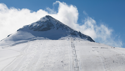 “Too Much Snow” Delays Opening of Italian Summer Ski Area