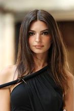 Emily Ratajkowski