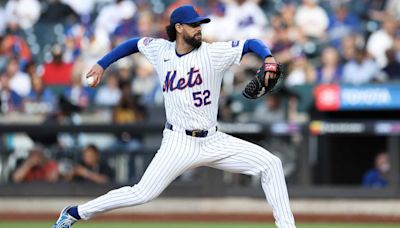 MLB pitcher Jorge López throws glove into crowd after being ejected, then delivers postgame rant