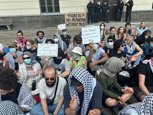 Berlin: Palästina-Demo vor Humboldt-Universität