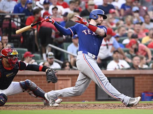 Lowe hits 2-run homer, Eovaldi works 6 solid innings and Rangers beat Cardinals to snap 3-game skid