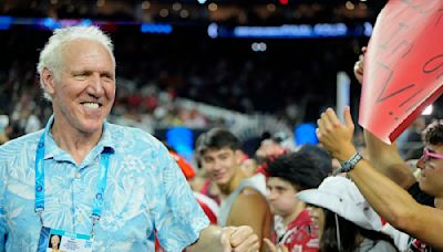 Magic Johnson, Stephen Curry, NBA Players Offer Tribute To Bill Walton