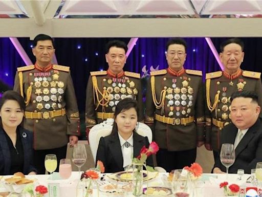 金正恩之女接受接班人培訓 參與北韓多項軍事活動 - 國際