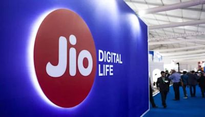 Reliance Jio IPO may get over Rs 9 lakh crore valuation, says Jefferies