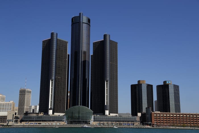 GM’s Mary Barra doesn’t rule out demolishing Detroit’s iconic Renaissance Center after move