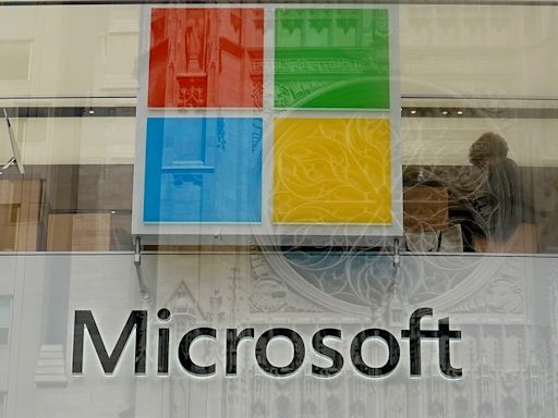 Grupo europeu acusa Microsoft de transferir função de dados de crianças para escolas Por Reuters