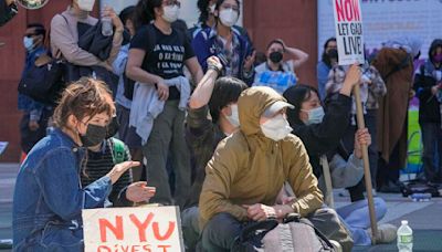 Policía retira campamento de protesta en NYU