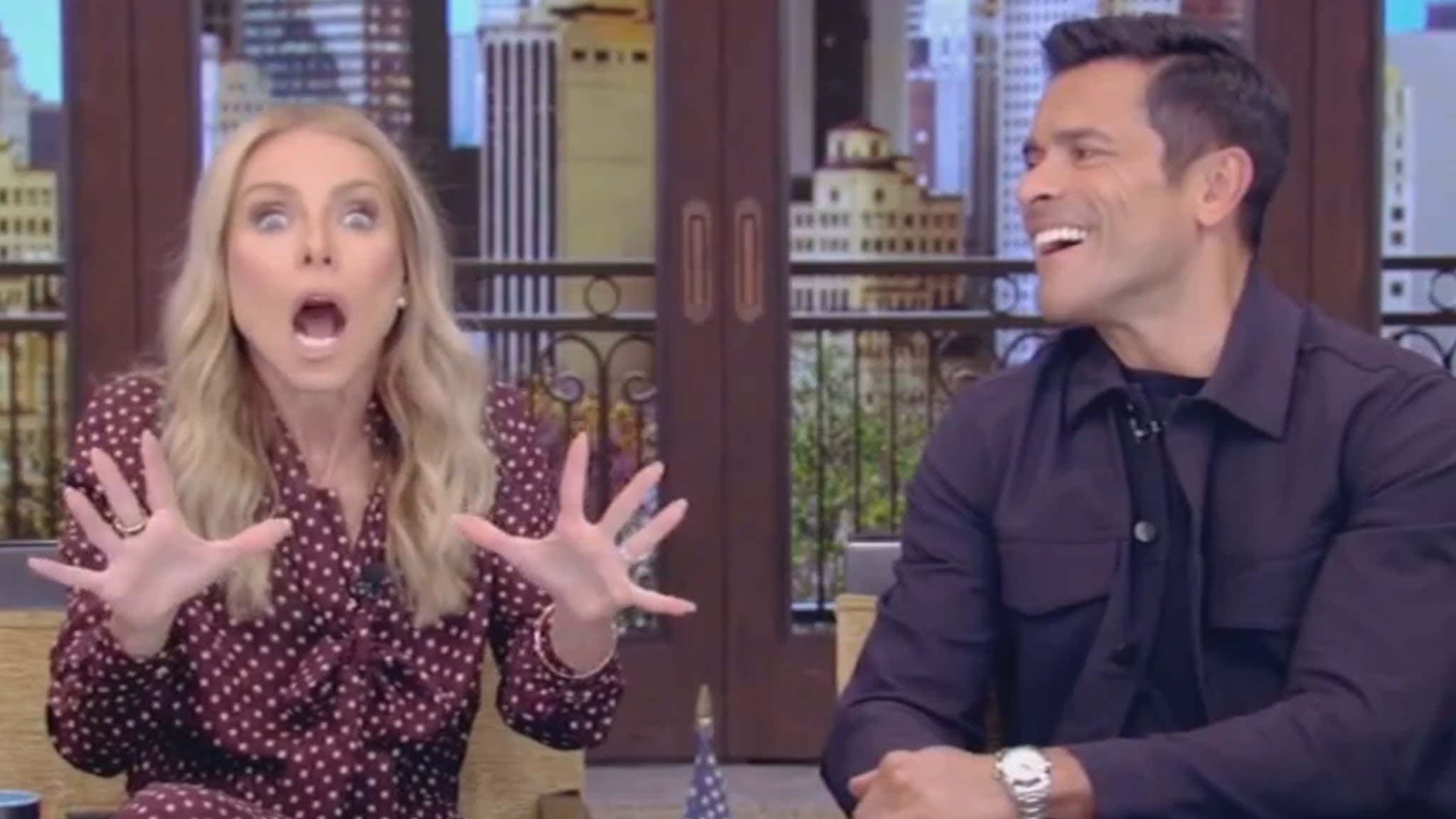 Kelly Ripa Confronted 'Loud' Celebrity for Gossiping About Other Stars on Airplane: 'Shut It!'