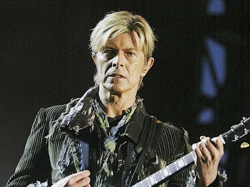 What David Bowie Did Instead of Drugs