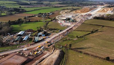 Sunak’s cuts to HS2 cost taxpayer £2bn