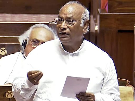 ‘I don’t wish to live for long in this environment,’ Mallikarjun Kharge says after BJP MP labels him a ‘political dynast’