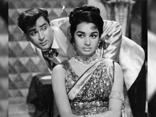 Asha ParekhOn Marriage Rumours With Shammi Kapoor, Rift With Shatrughan Sinha And More