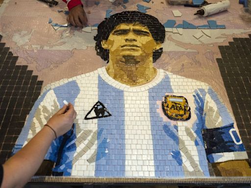 Trasladarán cuerpo de Maradona a un mausoleo - El Diario NY