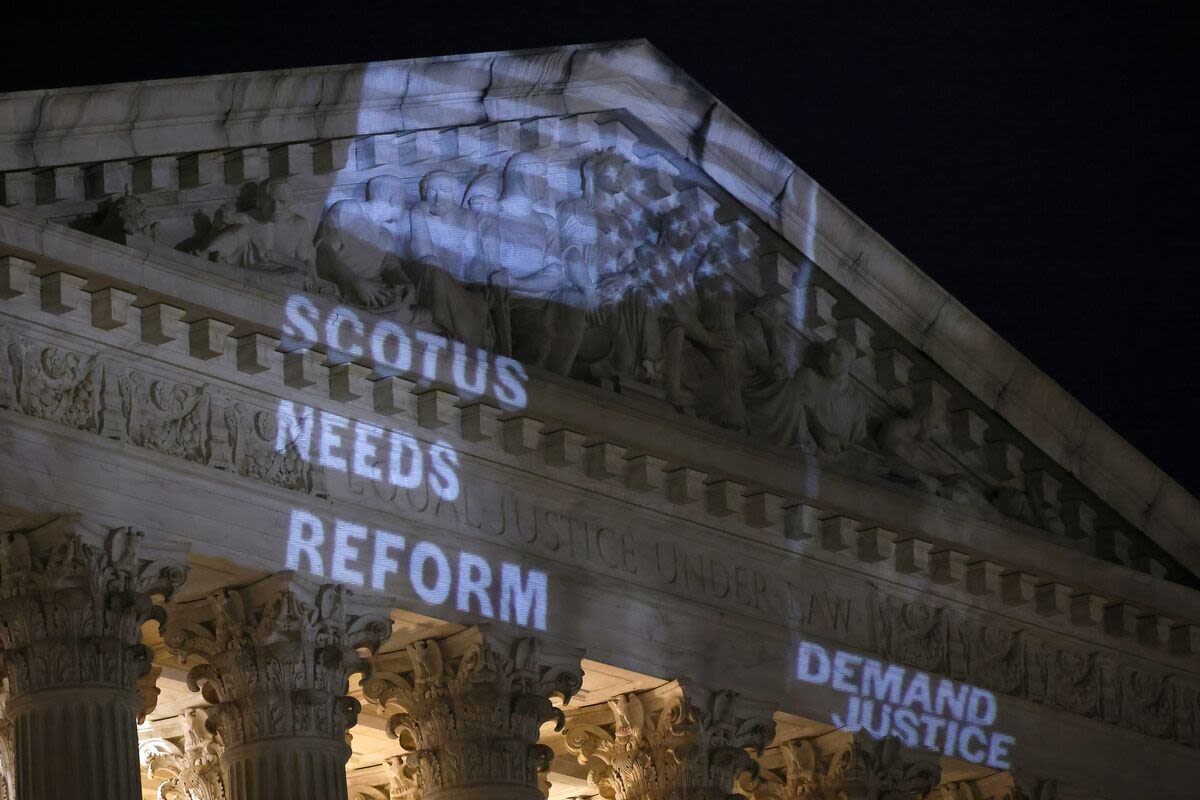 Supreme Court Ethics Lapses Aren’t a Partisan Issue