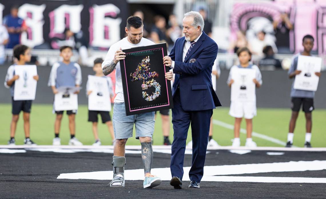 Messi, in walking boot, watches as Inter Miami widens MLS lead with 2-1 win vs. Chicago