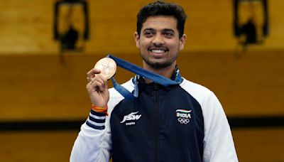 Swapnil Kusale’s bronze medal in Paris Olympics 2024 ‘fitting gift for Central Railway’: Pune divisional railway manager