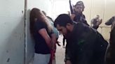 Israel divulga vídeo com jovens sequestradas pelo Hamas; cenas fortes