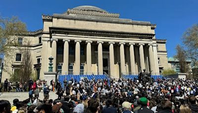 Columbia University moves to hybrid learning on main campus amid antisemitic protests