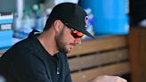 Keeler: As Rockies’ Kris Bryant heads back to injured list, fans are ready to move on: “He can’t handle the game anymore”