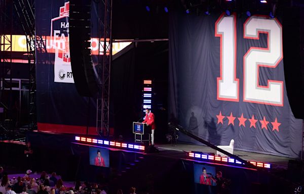 Tom Brady Receives Super-Bowl Like Patriots' Hall Of Fame Ring