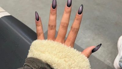 20 ideias de unhas com desenho de ‘aura’ para compor um visual dark