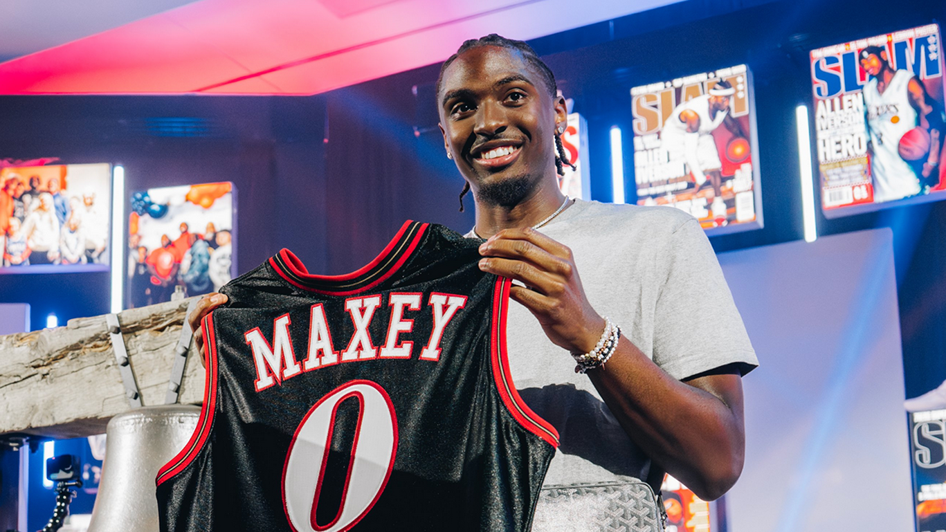 Sixers honor Maxey with emotional ceremony … featuring black jerseys