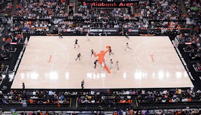 WNBA could be expanding to Toronto, adding its first foreign franchise