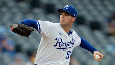 How KC Royals utilized timely hitting to beat Milwaukee Brewers in series opener