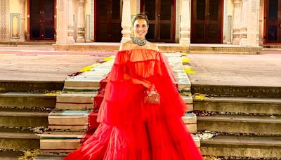 El fabuloso vestido de invitada con el que Inés de Cominges ha deslumbrado en la India
