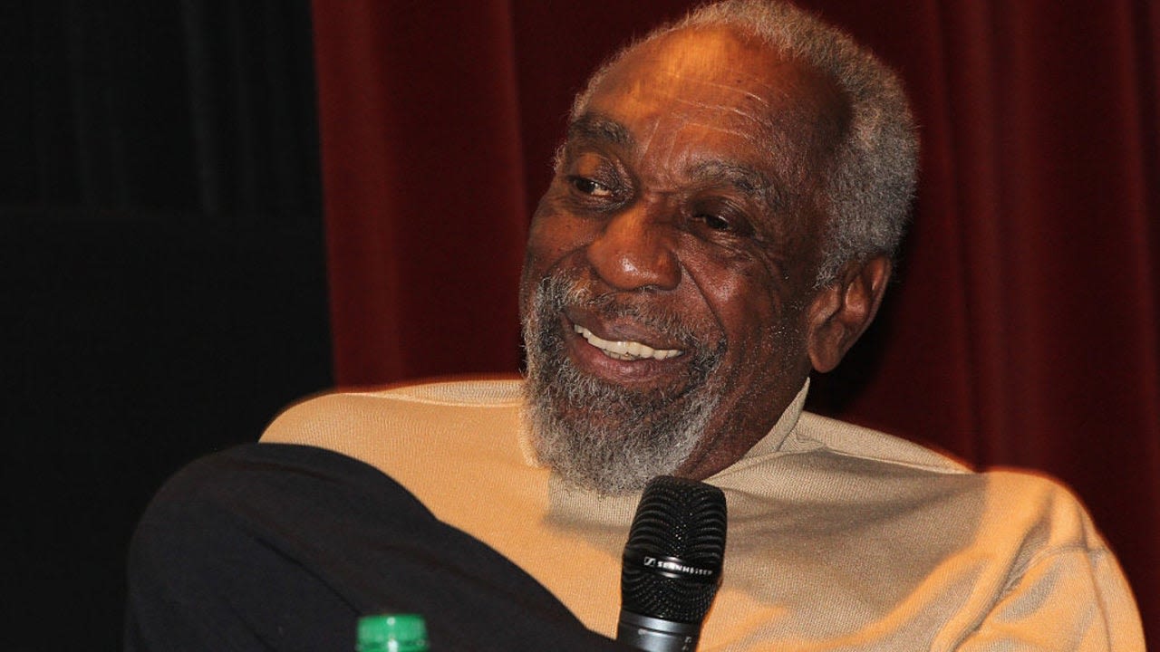 Bill Cobbs, 'The Bodyguard' and 'Air Bud' Actor, Dead at 90