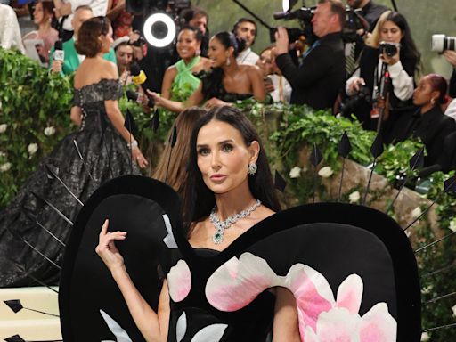 Demi Moore's Met Gala Look Was Actually Made of Silk Wallpaper