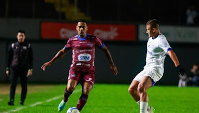 Caxias 1 x 0 Confiança - Grená deixa Z-4 com gol no último lance