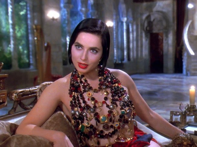 Isabella Rossellini Wanted to ‘Protect’ Her Body Double During ‘Death Becomes Her’ Nude Scene: I Was ‘Like a Mother’