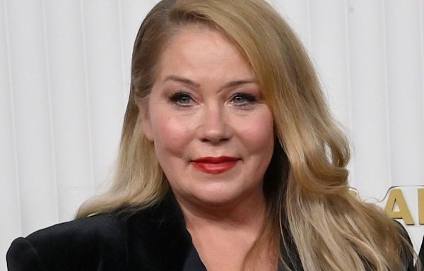 Christina Applegate wants to work with Shirley MacLaine, drink with Cher