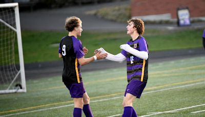 Columbia River boys soccer cruises to state berth with 8-0 district semifinal win