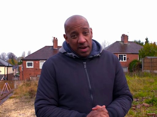Dion Dublin baffled by Meir 'missing houses mystery' on BBC's Homes Under the Hammer