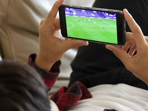 Cómo ver fútbol en vivo desde el celular: 'apps' que transmiten partidos en buena calidad
