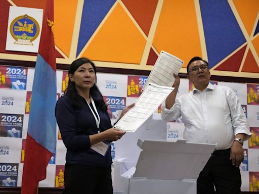Mongolia's governing party wins only a slim majority in parliamentary election, early results show